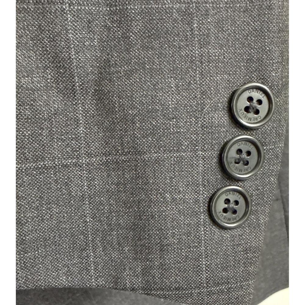 Daniel Cremieux Dark Gray 2 piece suit Men's Suit size 48R - Picture 12 of 16
